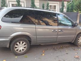 Chrysler Voyager по частям. Automobilis dalims odinis salonas varikio daly