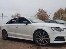 Audi A3 rezerves daļās. S line shadow line dymanic led galiniai zibinta