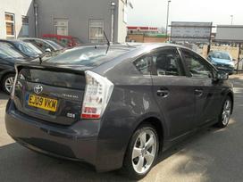 Toyota Prius rezerves daļās. Is anglijos priekinio bamperio priekiniu sparnu g