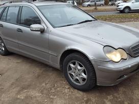 Mercedes-Benz C200 Galimas detaliu siuntimas говорим по русски возможна доста
