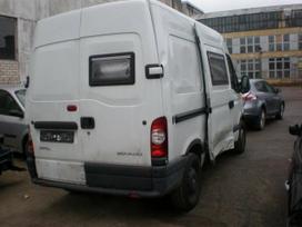 Opel Movano, preču