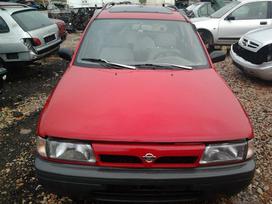 Nissan Sunny for parts. Dalimis nissan sunny 1993 2 0l dyzelis mechanine uni