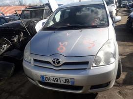 Toyota Corolla Verso dalimis. Dėl daliu skambinikite 37068679002 37060000292 3706
