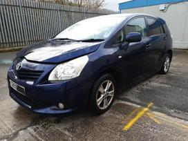 Toyota Verso for parts. Toyota verso 2010metų variklio kubatūra 2 0 dyzelis or