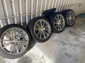 Mercedes-Benz C63 AMG 63 amg ratai orginalai padangos geros ratai turi pabraizymu