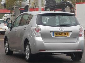 Toyota Verso по частям. Is anglijos maza rida srs abs panoraminio stogo lie