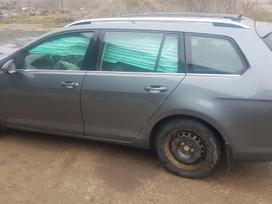 Volkswagen Golf по частям. Is kanados pilniausia komplektacija oda kameros