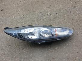 Ford Fiesta bamperi, gaismas