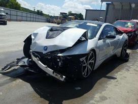 BMW i8 platus naudotų detalių pasirinkimas asortimentas kasdien papi