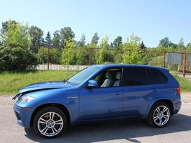 BMW X5 M rezerves daļās. E70 x5m 2012m ardomas dalimis spalvos kodas b05