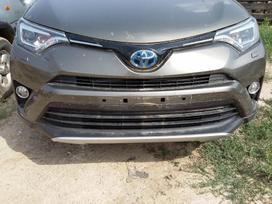 Toyota RAV4 dalimis. visas priekis