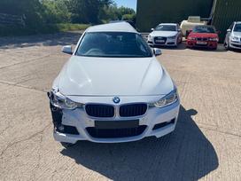 BMW 330 Bmw 330e dalimis mpaketas juodas stogas m vairas full led