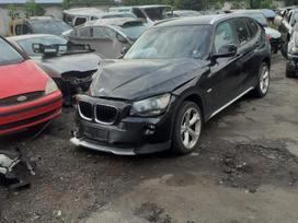 BMW X1 dalimis