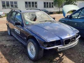 BMW 3 serija dalimis. Automobilis ardomas dalimis запасные части автомобиля