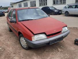 Citroen ZX по частям. Automobilis ardomas dalimis запасные части автомобил
