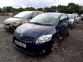 Toyota Auris Toyota auris 2010 metų variklio kubatūra 1 3 benzinas mechaninė