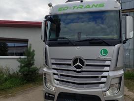 Mercedes-Benz Mp4 18.42, vilkikai