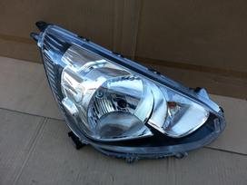 Mitsubishi Space Star žibintai, kondicionieriaus radiatorius