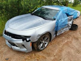 Chevrolet Camaro dalimis