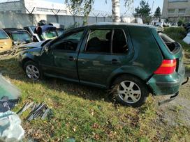 Volkswagen Golf Perkame automobilius ir jų dalis išrašome pažymas utilizavimui