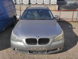 BMW 525 rezerves daļās. Bmw e61 pilkos spalvos prefl modelis dešinės