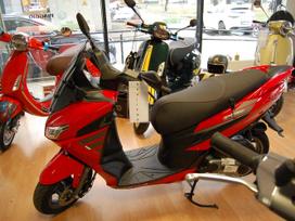 Aprilia SXR 50cc, мотороллеры / мопеды