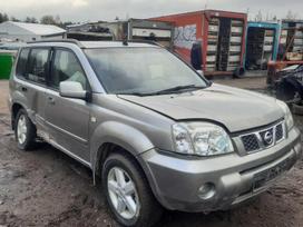 Nissan X-Trail dalimis. Automobilis ardomas dalimis запасные части автомобиля