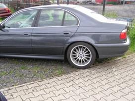 BMW 530 for parts. Dalimis