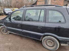 Opel Zafira Taipat ir perkam opel markes auto