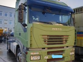 Iveco Stralis 440ST, vilcējs