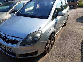 Opel Zafira for parts