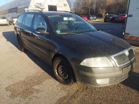 Skoda Octavia for parts. Variklis bkd automobilis dalimis iš vokietijos