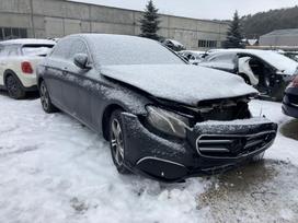 Mercedes-Benz E klasė по частям