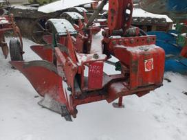 Kverneland AD-85, plūgai