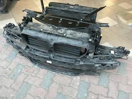 BMW 535 dalimis. 3 5d n57 variklis 230kw juodos lubos m vairas lci m v