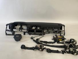 Hyundai Tucson panelė, oro pagalvės, saugos diržai