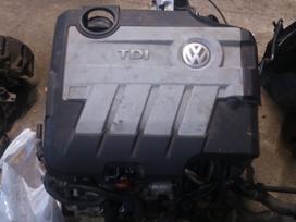 Volkswagen Passat Turiu pilnai aprengta varikli su pavaru deze 4x4 vari