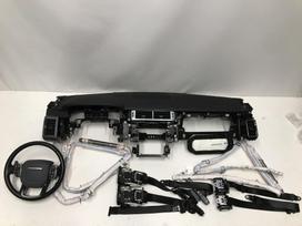 Land Rover Range Rover Sport dashboard, airbags, seat belts