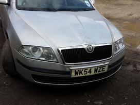 Skoda Octavia Masina dalimis