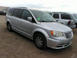 Chrysler Town & Country dalimis