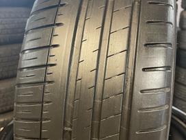 Michelin Pilot sport 4, summer 245/50 R19