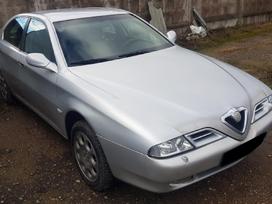 Alfa Romeo 166 dalimis. Odinis salonas