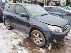 Toyota RAV4 по частям. Automobilis ardomas dalimis запасные части автомобил