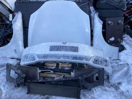 Tesla Model S по частям. широкий ассортимент новых и б у деталей к автомобилям