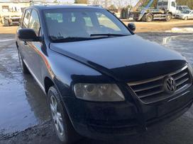 Volkswagen Touareg for parts.