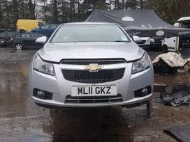 Chevrolet Cruze dalimis