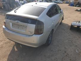 Toyota Prius rezerves daļās