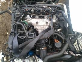 Peugeot 807 for parts. Turime ivairiu prancuzisku automobiliu modeliu ivairiu