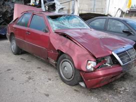 Mercedes-Benz E klasė, W124, for parts. Mercedes benz w124 200d engine 601 912 transmissi