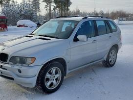 BMW X5 for parts. Automobilis ardomas dalimis запасные части автомобил